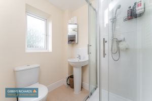 En-Suite- click for photo gallery